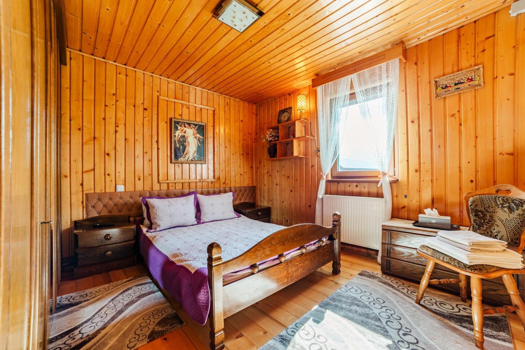 Casa Poiana Soarelui Villa Brassó Kültér fotó